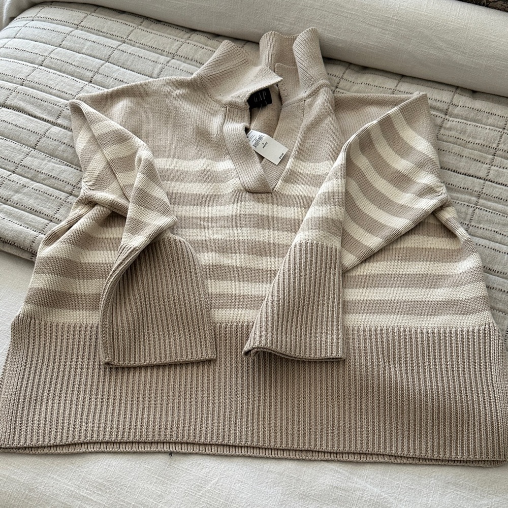 NWT Gap Striped V-Neck Collared Cotton Sweater